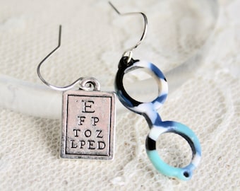 Spheric Mini Snellen chart and round tortoise acetate eyeglass charm earrings mismatched earrings A optician jewelry Ms
