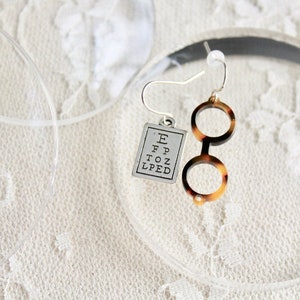 Spheric Mini Snellen chart and round tortoise acetate eyeglass charm earrings mismatched earrings A optician jewelry Ms