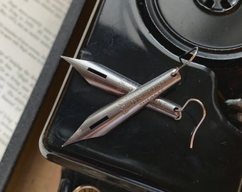 Vintage Esterbrook Pen Nib Earrings, Light Gunmetal, Dark Academia-Inspired Jewelry for Writers & Book Lovers, Narrow Kite Shape