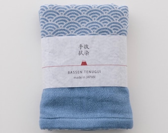 Toalla japonesa Tenugui – Diseño con estampado Seigaiha / Hecha en Imabari, Japón