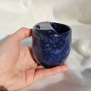 Keramik To Go Becher Mitternachts-Blau | Handgemachtes Einzelstück | Nachhaltiger travel mug Reisebecher | Geschenkidee für Kaffeeliebhaber