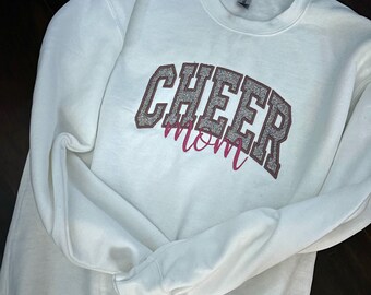 Sudadera Cheer Mom: aplique bordado, vinilo brillante
