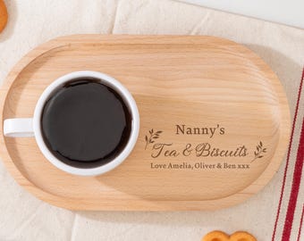 Personalisiertes Tee- und Keksbrett aus Holz, personalisiertes Serviertablett für Kindermädchen, Geburtstagsgeschenke, einzigartiges Geschenk für Nana / Mutter / Oma