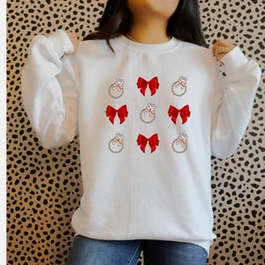 T-shirt à manches longues avec nœuds de Noël : ambiance des Fêtes unisexe