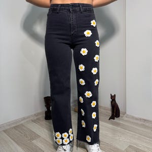 Handmade Embroidered Denim Jeans, Unique Desing Pants, Women’s Pants, Festival Fashion, Gift for Her, Floral Embroidery, Stylish Pants