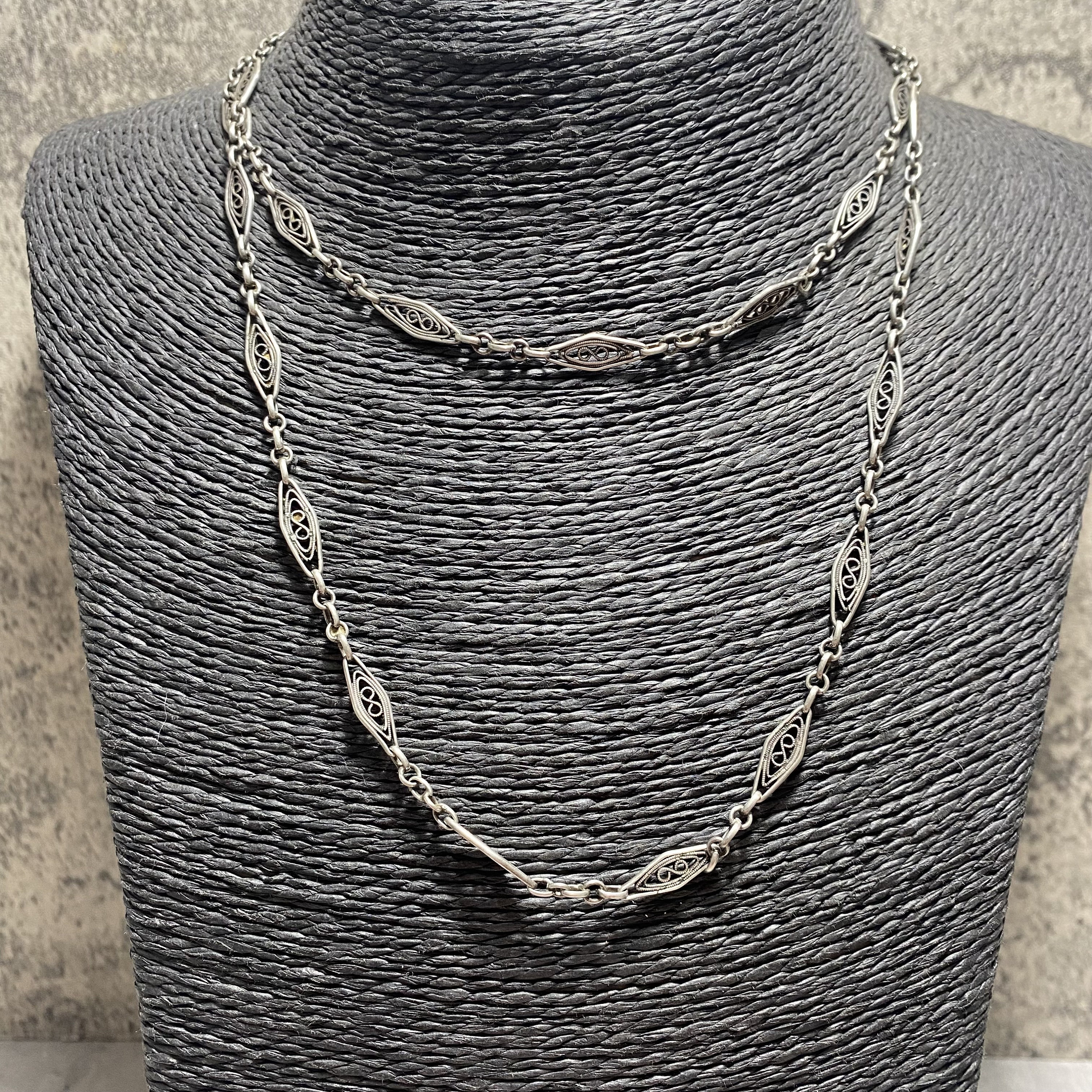 Silver Leaf Necklace Paparazzi ONE: ?Silver Heart Clear Quartz