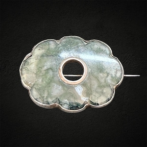 STERLING SILVER Victorian Moss Agate Brooch Oval Scalloped 925 Antique Vintage