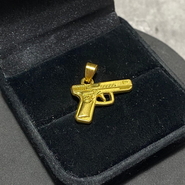 VINTAGE Gun Pistol Pendant Or Charm Gold Plated Shooting Gangster Retro Antique Pretty Gift Bought In Lyon France