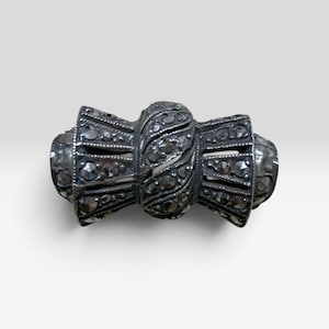ANTIQUE SILVER Art Deco Marcasite Bow Ring Size P/7.5 Stamped 825 Continental Vintage Retro