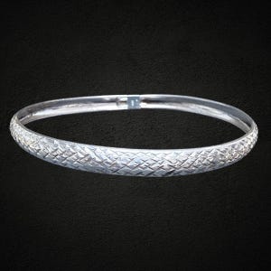 STERLING SILVER Crosshatch Snakeskin Bangle Stamped 925 Vintage Retro Gift Stacking 4.1g