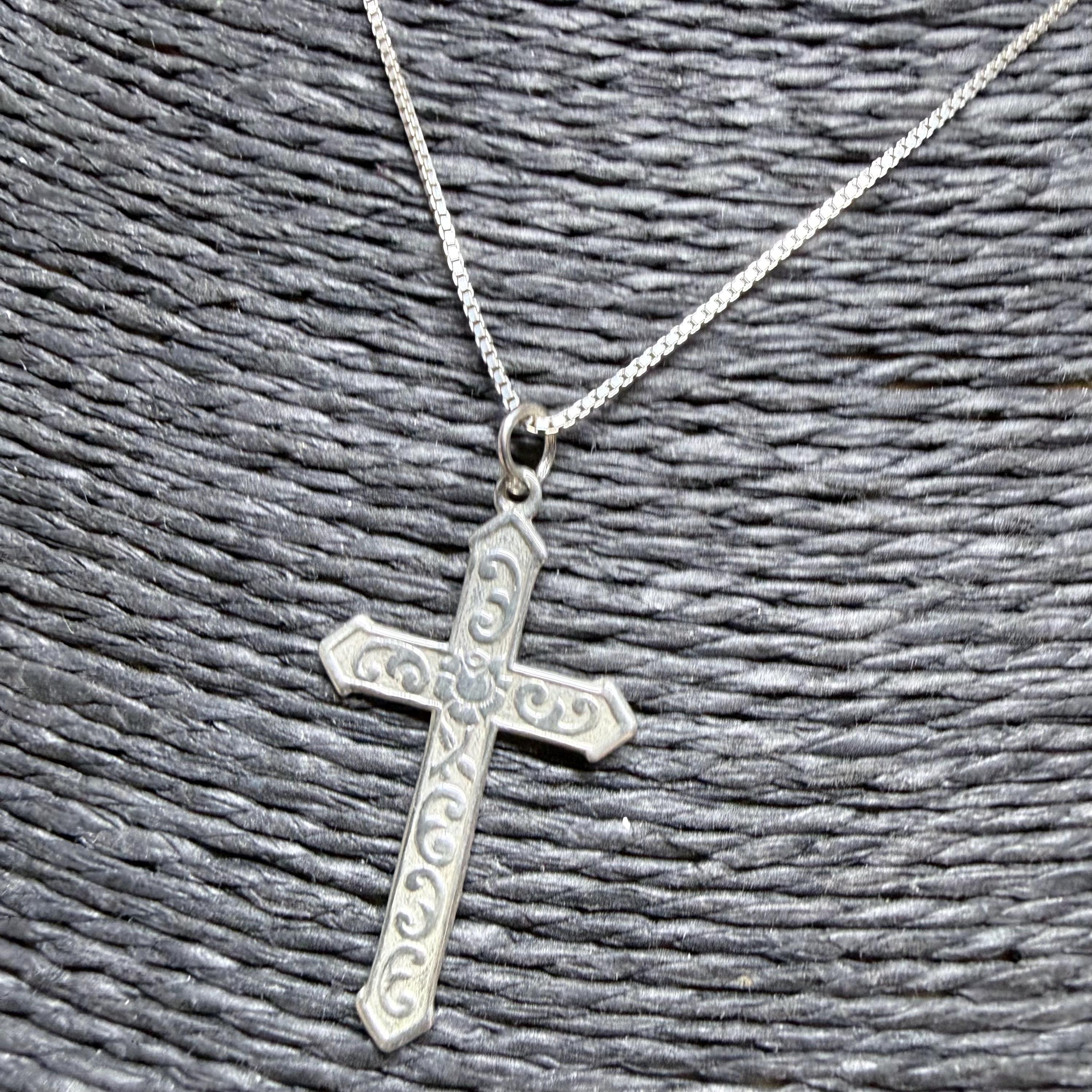 STERLING SILVER Floral Cross Pendant Necklace 925 41cm/16" Chain Retro ...