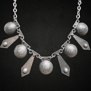 VINTAGE Brutalist Bib Necklace Dark Silver Tone Pointed 47cm/18.5" Statement Retro Kitsch Bought In Paris France