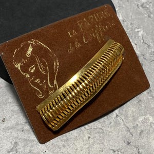 Fermaglio per capelli francese VINTAGE su carta originale Parure De La Coiffure color oro insolito retrò kitsch acquistato a Lione, Francia