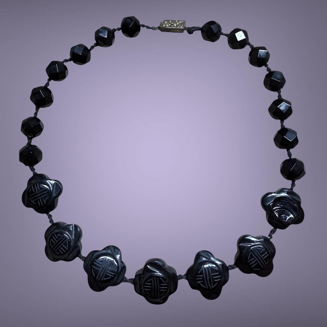 ANTIQUE French Jet Beaded Necklace Black Clover Shaped Collar