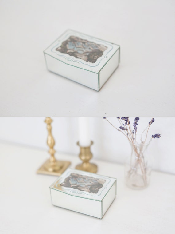 Petit Vintage mirror box with French city picture… - image 6