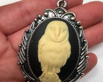 Barn Owl Cameo Necklace