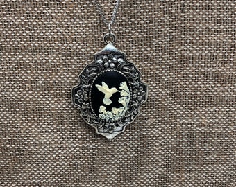 25x18 Cameo Necklace