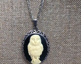 30x40 Cameo Necklace