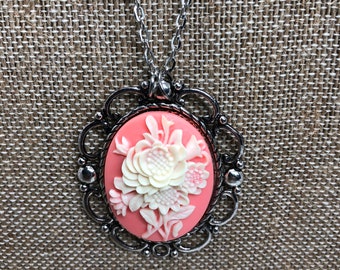 30x40 Cameo Necklace