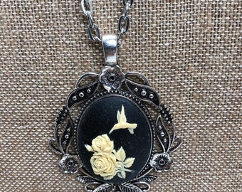 30x40 Cameo Necklace