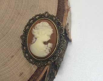 Classic lady cameo Brooch Pin Jewelry // Cameo brooch pin