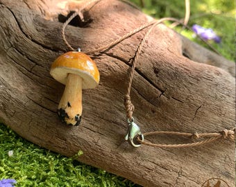 Bolete Mushroom Necklace – Woodland-Inspired Charm – Handcrafted Nature Jewellery - Penny bun