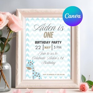 Invito primo compleanno con giraffa, blu azzurro stampabile, progetto canva personalizzabile, adatto per battesimo, e altre ricorrenze .