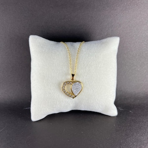Colar de Coração Duplo – Pingente de Amor Dourado com Zircônia Cúbica, Joia Romântica para Presente
