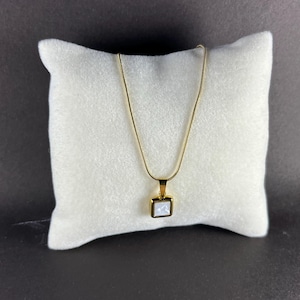 Gold Square Pendant Necklace – Mother of Pearl Minimalist Jewelry for Women