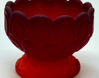 Vintage Ruby Red Footed Compote – Amberina Base Dessert Bowl – Scalloped Edge with Circle Pattern