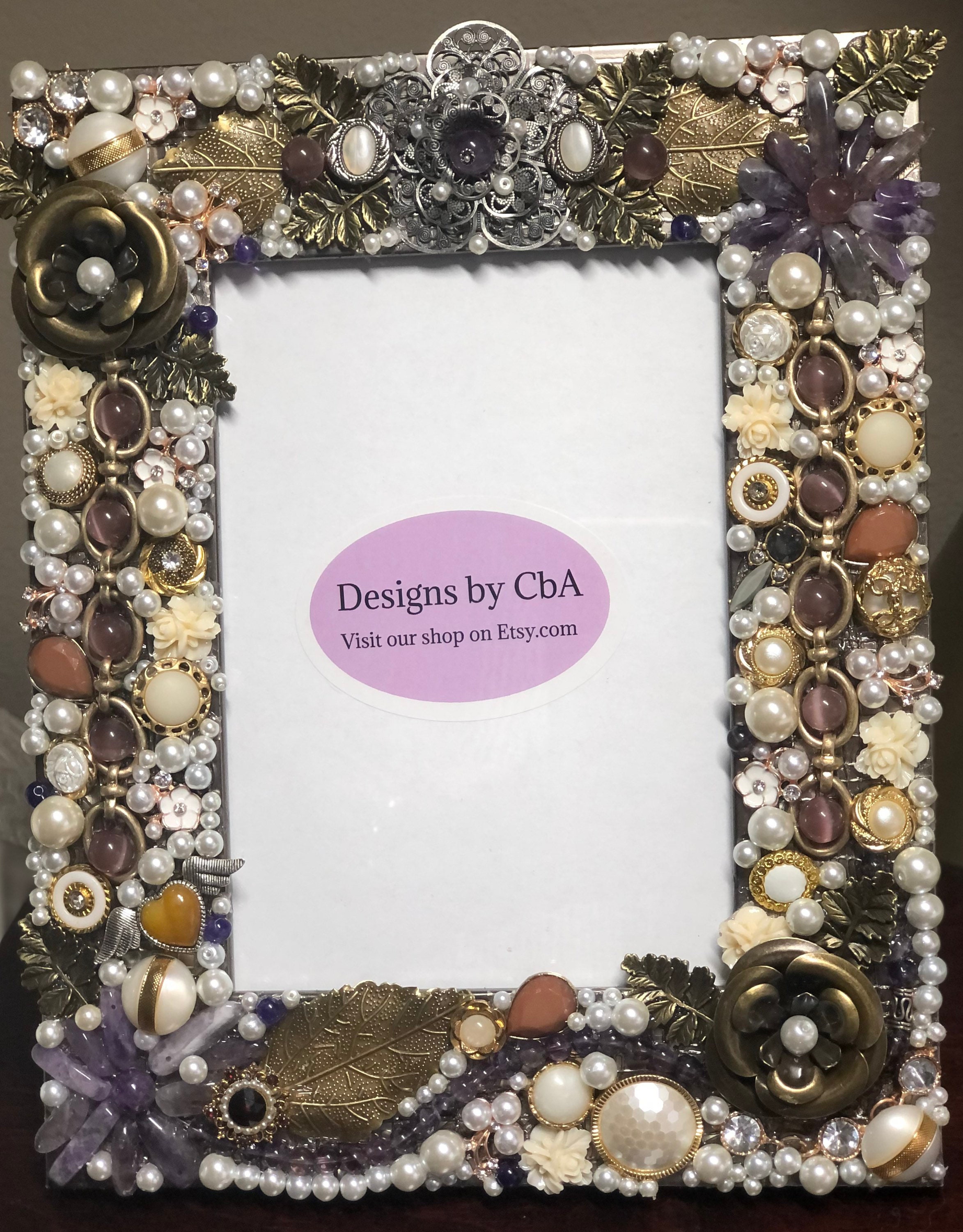 Jewel frames, Frame, Design