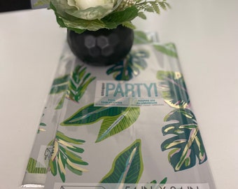 TROPICAL METALLIC TABLECOVER, LeafTablecover, Metallic Tablecover, Party Decorations, Tablecover, Greenery Table cover, Bridal Shower