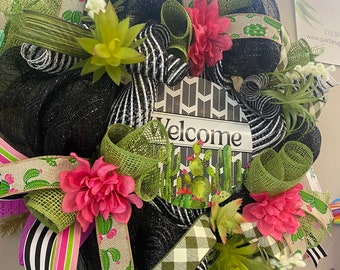 Everyday Wreath, Welcome Wreath, Cactus Wreath, Year Round Wreath, Succulent Wreath, Mesh Wreath