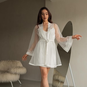 Silk bridal robe and nightgown set, Lace wedding robe, Lace nightgown, Silk robe with lace and silk nightgown, White bridal sheer nightgown