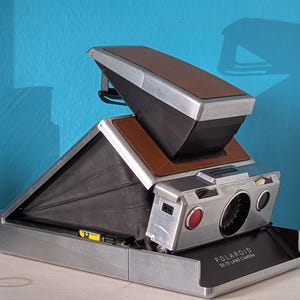 Vintage Polaroid SX-70 Land Camera (free ship)