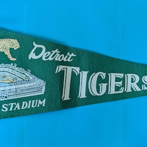 Vintage Detroit Tigers Pennant Tiger Stadium Baseball 1960's (free ship)