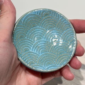 Blue Ceramic Trinket Dish, Turquoise ring dish, textured Small pottery gift, wedding ring holder, engagement ring tray, tiny jewelry tray