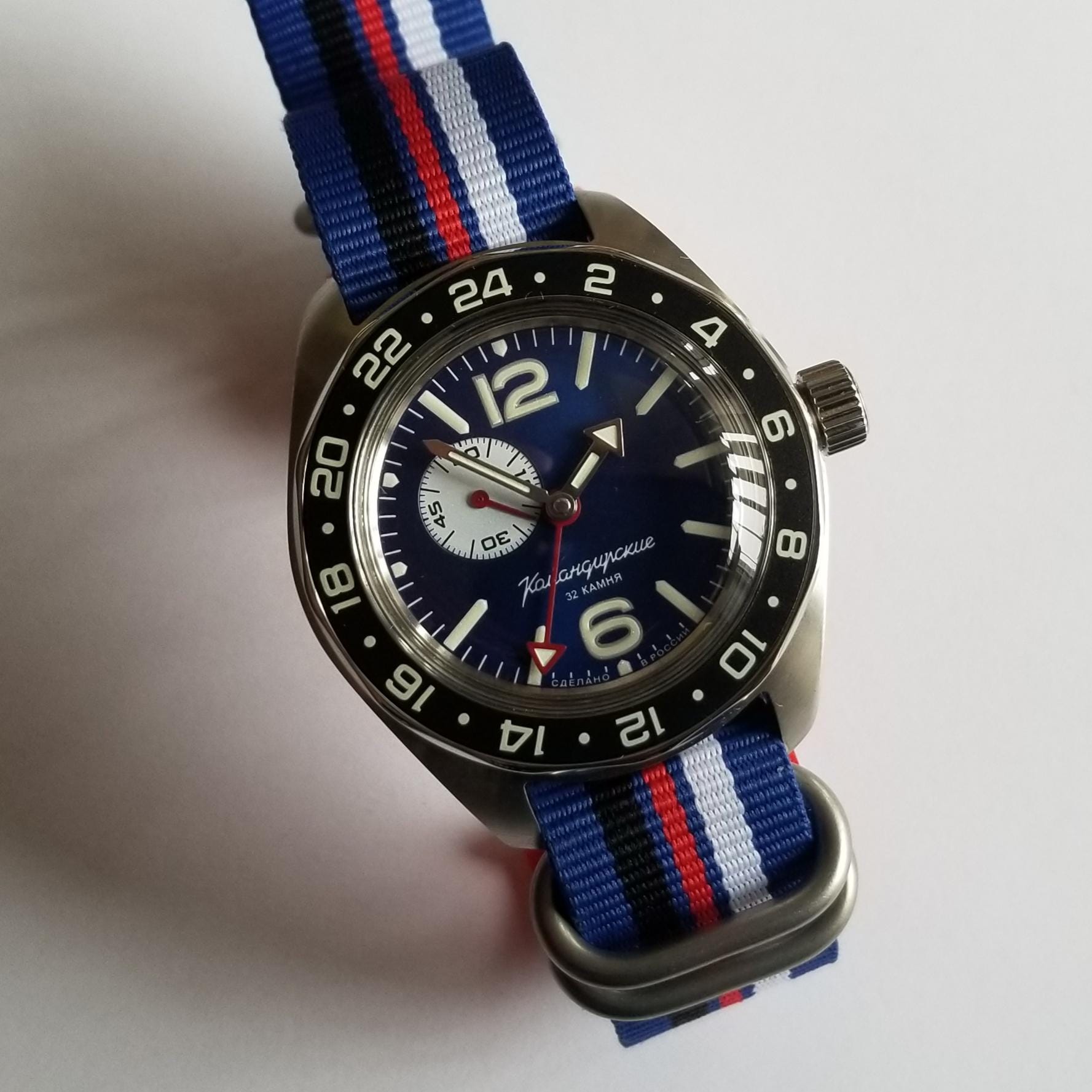 自動巻き腕時計。ボストーク・コマンディルスキー。03096A。GMT機能 