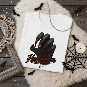 Gothic Halloween Claw Shirt – Dark Horror Hand Blood Tee – Scary Monster Nails T-Shirt – Creepy Halloween Gift