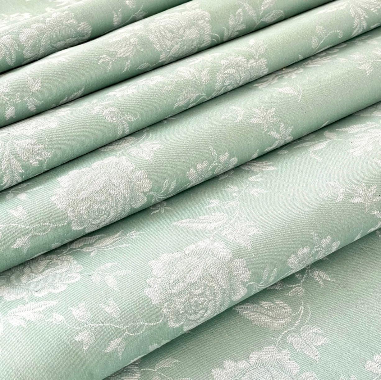 Tissu damassé motif fleurs - Vert