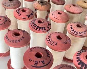 Pretty French Antique Lace Bobbins with Lace Cotton.
