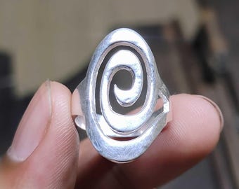 Anello a spirale in argento sterling 925, anello a spirale per donna, gioielli in argento minimalisti fatti a mano, anello circolare boho di tendenza, regalo unico per lei