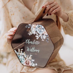 Boho Holz Kartenbox für Hochzeit | Personalisierte Slot Box für Karten & Geschenke | Rustikaler Hochzeits-Empfangsdekor-großer Kartenhalter mit Namen