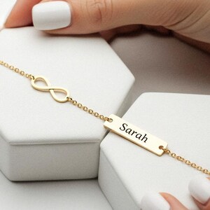 Infinity Liebe Armband, Infinity Symbol Bar Armband, minimalistisches Bar Design, Koordinaten Armband, Gold Infinity Geschenk, Infinity Armband