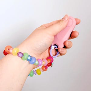 E-Reader Page Turner Bracelet – Beaded Kindle Wrist Strap | Handmade Reading Accessory | Kindle Accessories