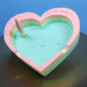 Heart Shaped "To the Moon" Ashtray with Rocket Debowler