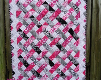 Baby Quilt | Pink, Gray & Black Quilt Tri-colored Lattice Quilt for Toddler Bed/Small Throw - weaved pattern of pink, gray and black fabrics