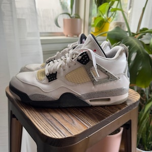 Nike Air Jordan 4 Retro Cement Sneakers Athletic Shoes White Gray Size 12
