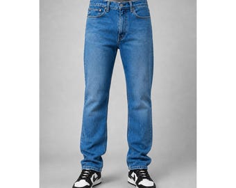 Levis 505 Regular Fit Straight Leg Jeans para hombre, talla 36x30, lavado medio, mezclilla azul