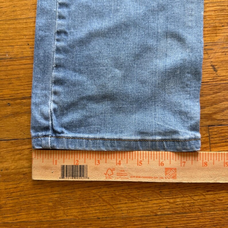 Jeans Wrangler Straight Fit in denim chiaro, casual da uomo, taglia 36x32 immagine 5